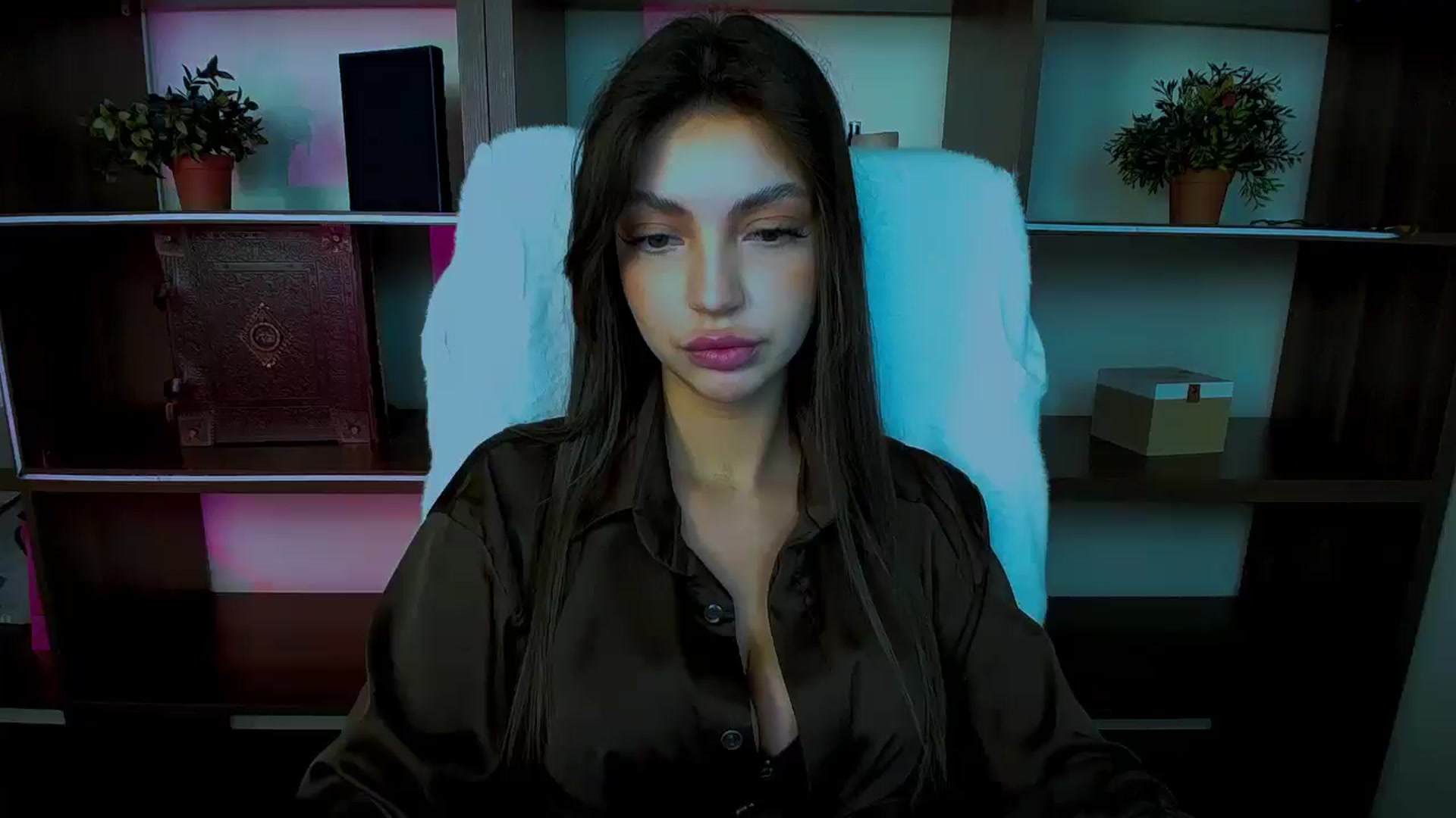 Gallery image thumbnail from Lexi_Jos's myfreecams stream on, 05/01/2025, 18:43 image 5 of 20