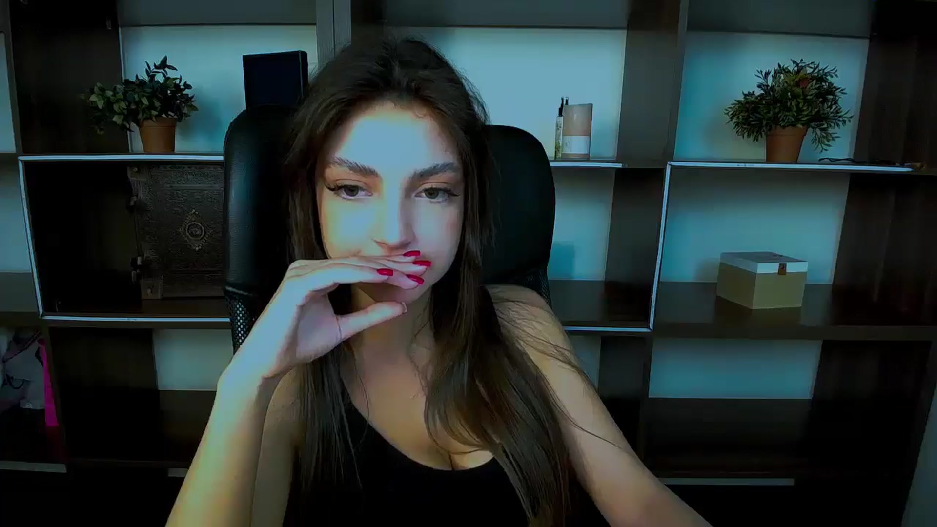 Gallery image thumbnail from Lexi_Jos's myfreecams stream on, 05/02/2025, 19:44 image 19 of 20