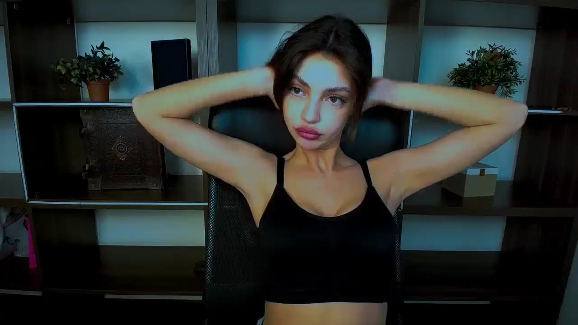 Gallery image thumbnail from Lexi_Jos's myfreecams stream on, 05/02/2025, 19:44 image 4 of 20