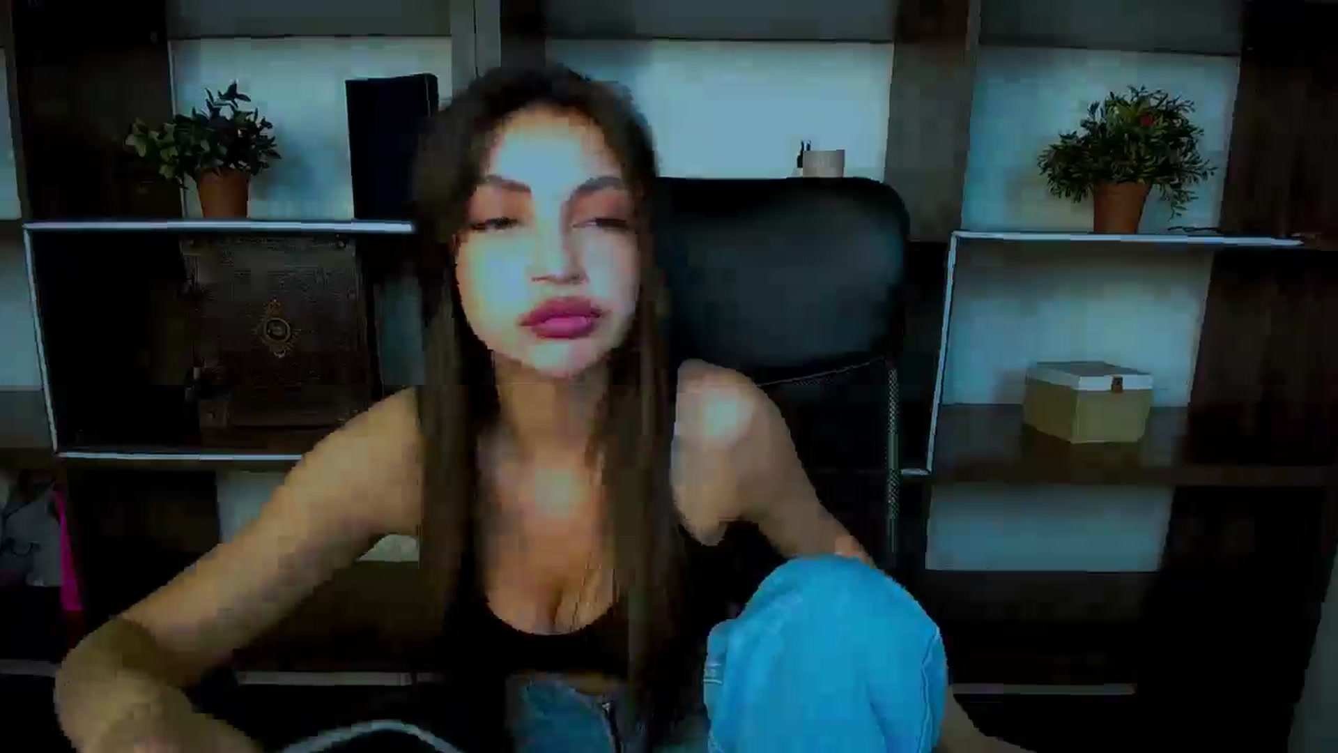 Gallery image thumbnail from Lexi_Jos's myfreecams stream on, 05/02/2025, 19:44 image 11 of 20