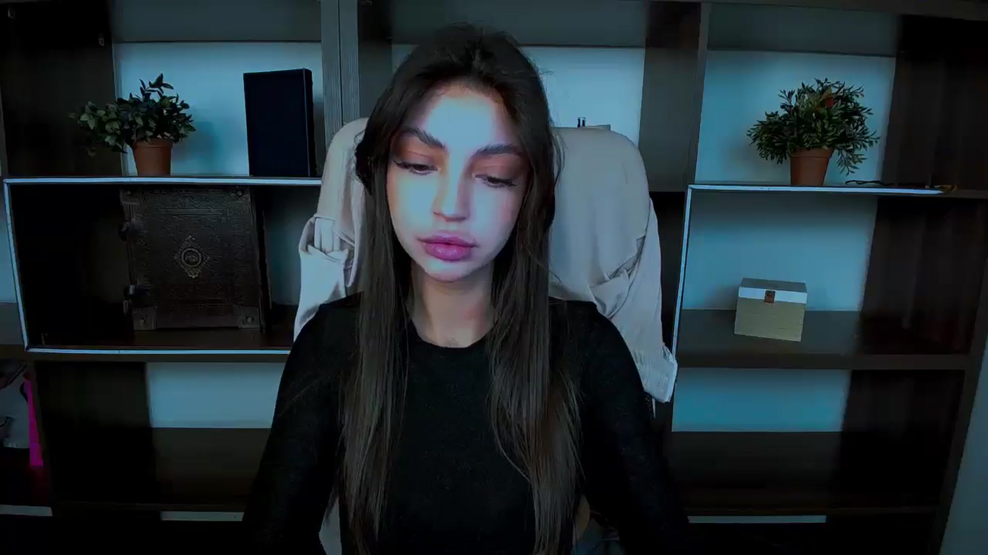 Gallery image thumbnail from Lexi_Jos's myfreecams stream on, 05/03/2025, 13:57 image 4 of 20