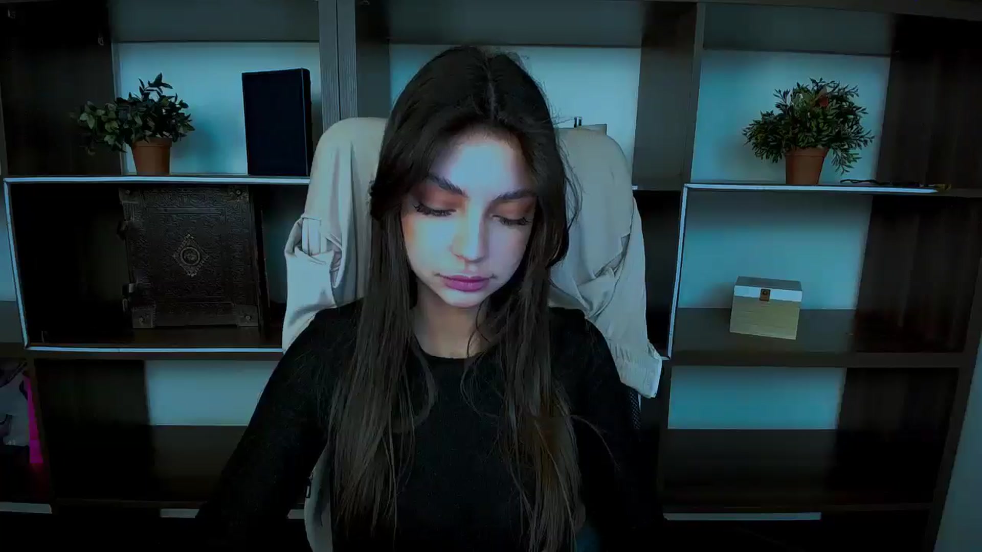 Gallery image thumbnail from Lexi_Jos's myfreecams stream on, 05/03/2025, 13:57 image 6 of 20