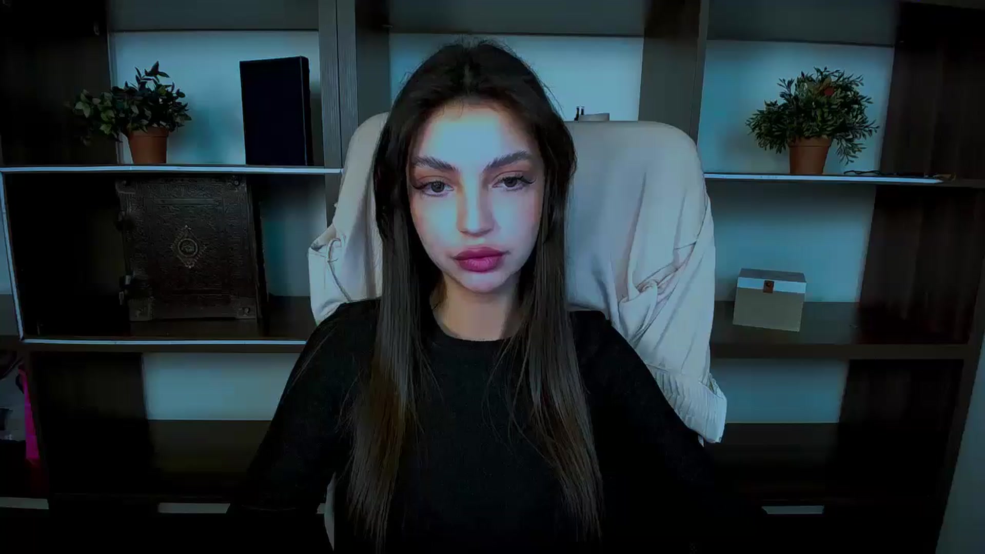 Gallery image thumbnail from Lexi_Jos's myfreecams stream on, 05/03/2025, 17:52 image 4 of 20