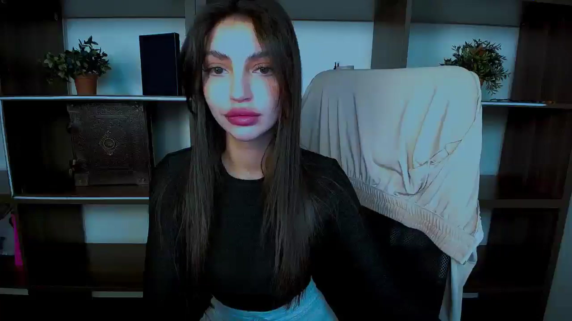 Gallery image thumbnail from Lexi_Jos's myfreecams stream on, 05/03/2025, 17:52 image 18 of 20