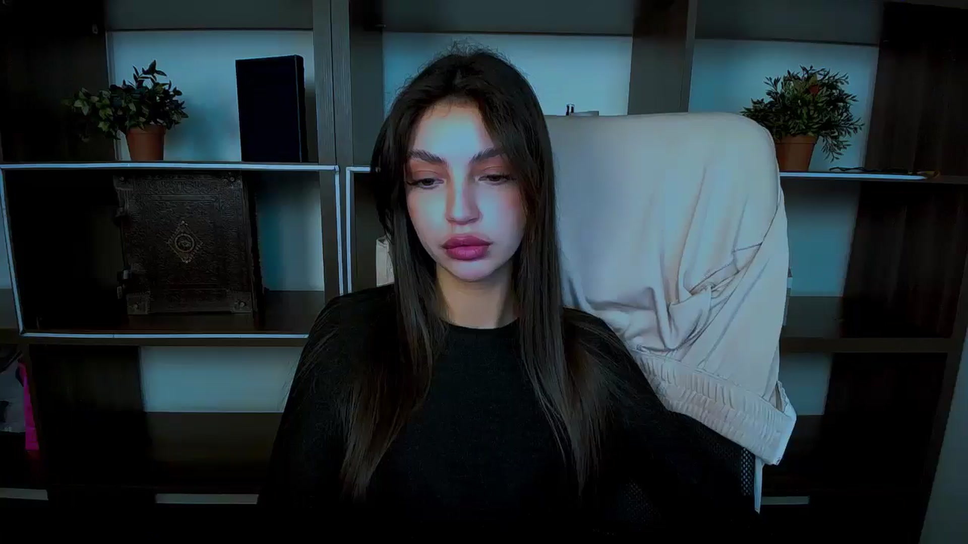 Gallery image thumbnail from Lexi_Jos's myfreecams stream on, 05/03/2025, 17:52 image 16 of 20