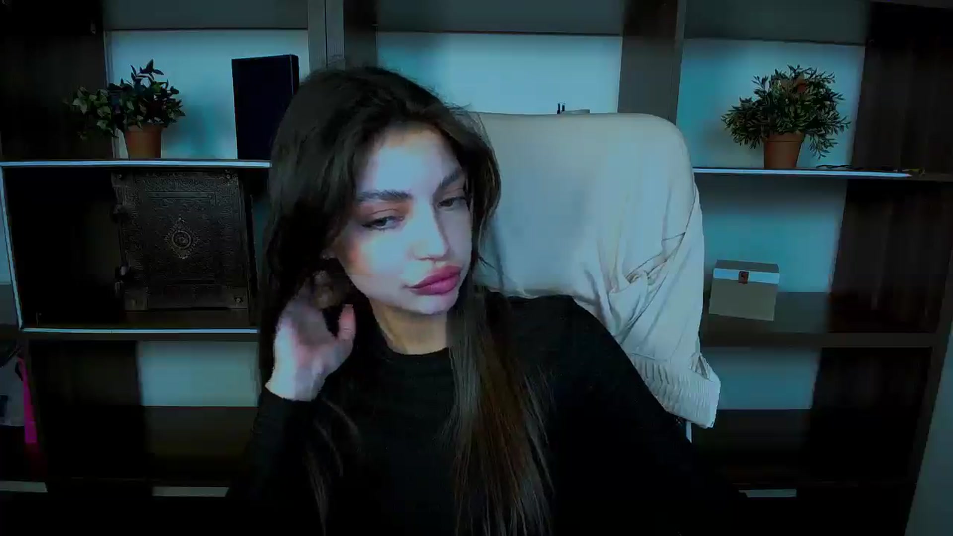 Gallery image thumbnail from Lexi_Jos's myfreecams stream on, 05/03/2025, 17:52 image 11 of 20