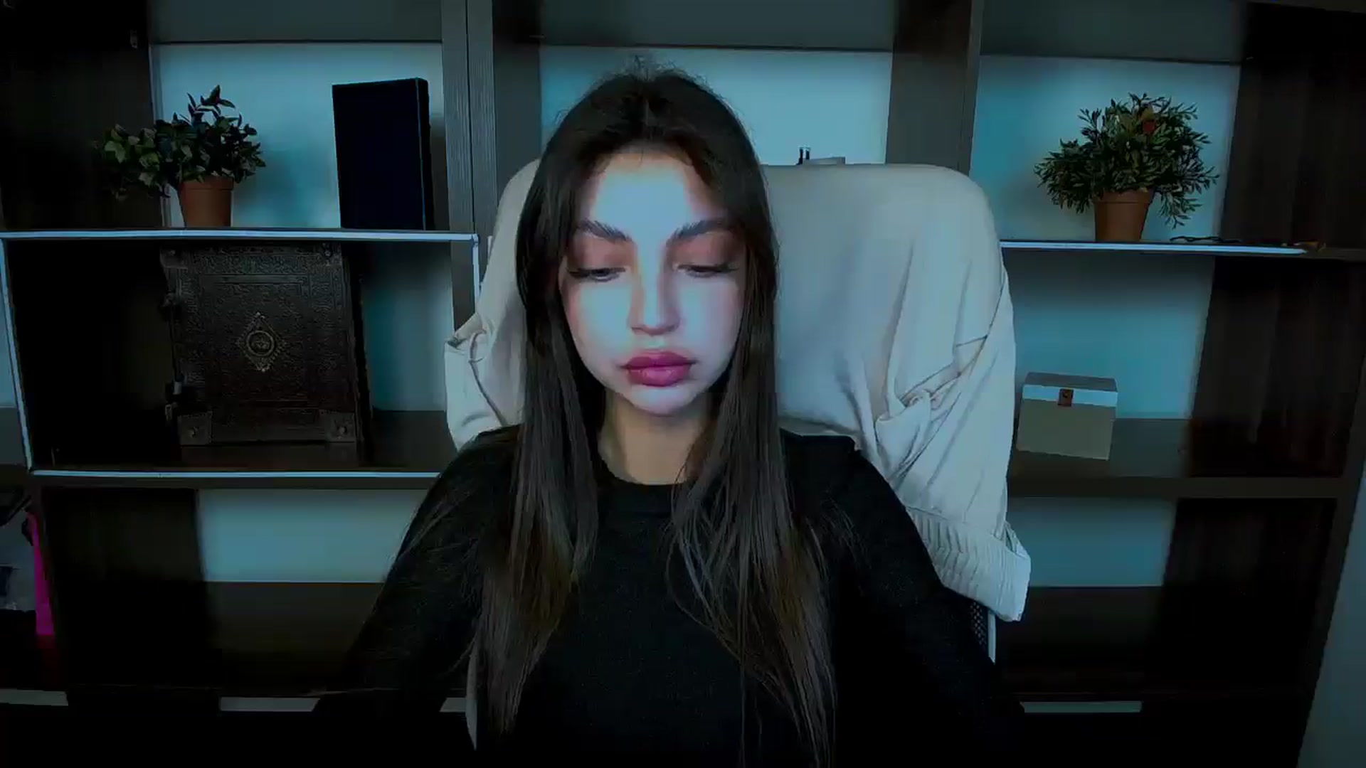 Gallery image thumbnail from Lexi_Jos's myfreecams stream on, 05/03/2025, 17:52 image 7 of 20