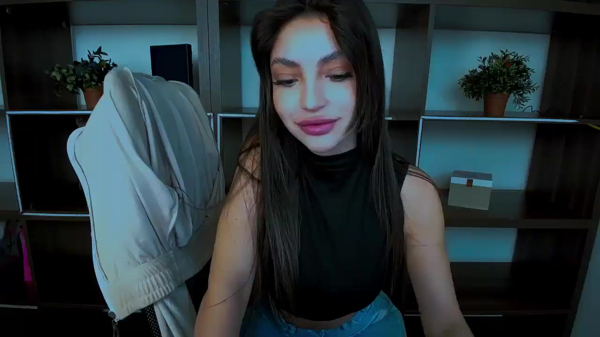 Gallery image thumbnail from Lexi_Jos's myfreecams stream on, 05/04/2025, 14:01 image 18 of 20