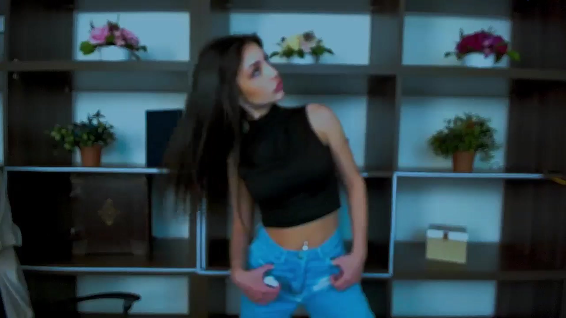 Gallery image thumbnail from Lexi_Jos's myfreecams stream on, 05/04/2025, 14:01 image 12 of 20