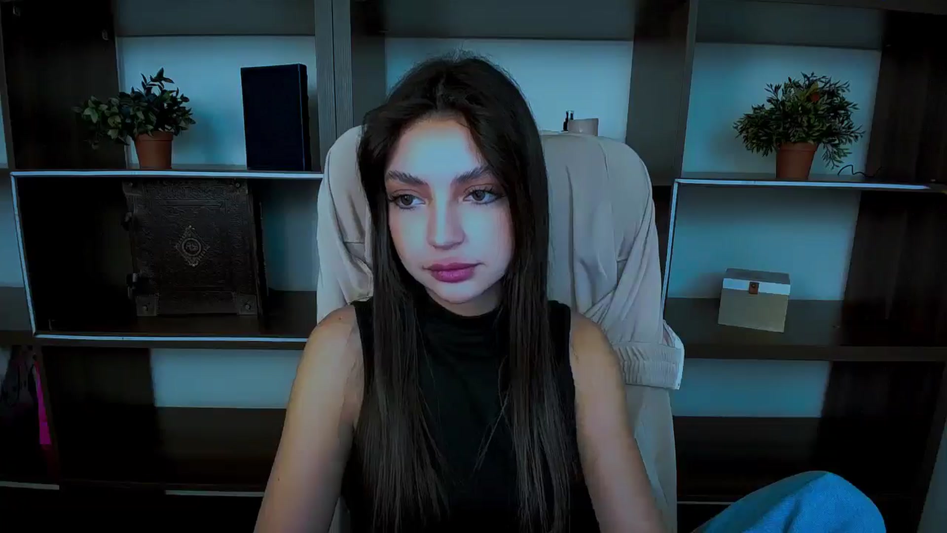 Gallery image thumbnail from Lexi_Jos's myfreecams stream on, 05/04/2025, 14:33 image 11 of 20