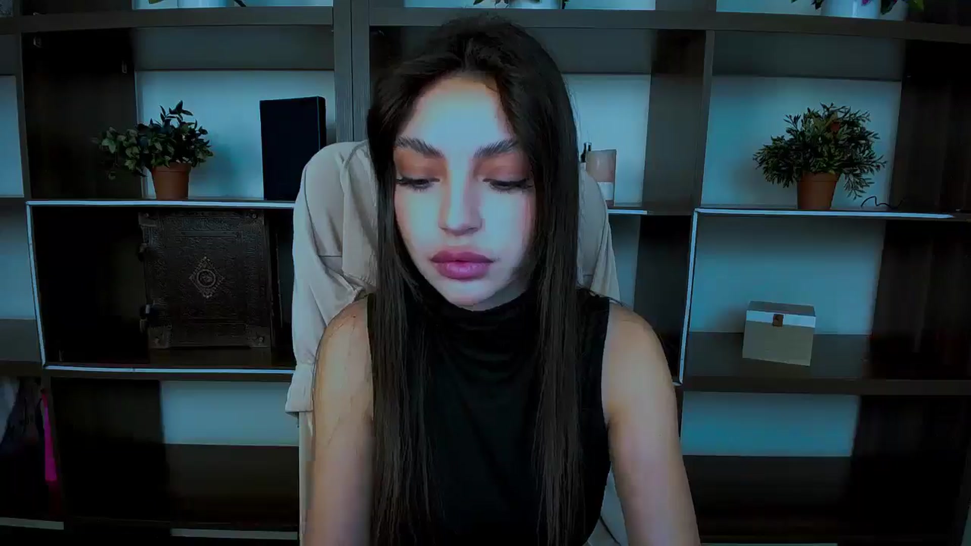 Gallery image thumbnail from Lexi_Jos's myfreecams stream on, 05/04/2025, 14:33 image 19 of 20