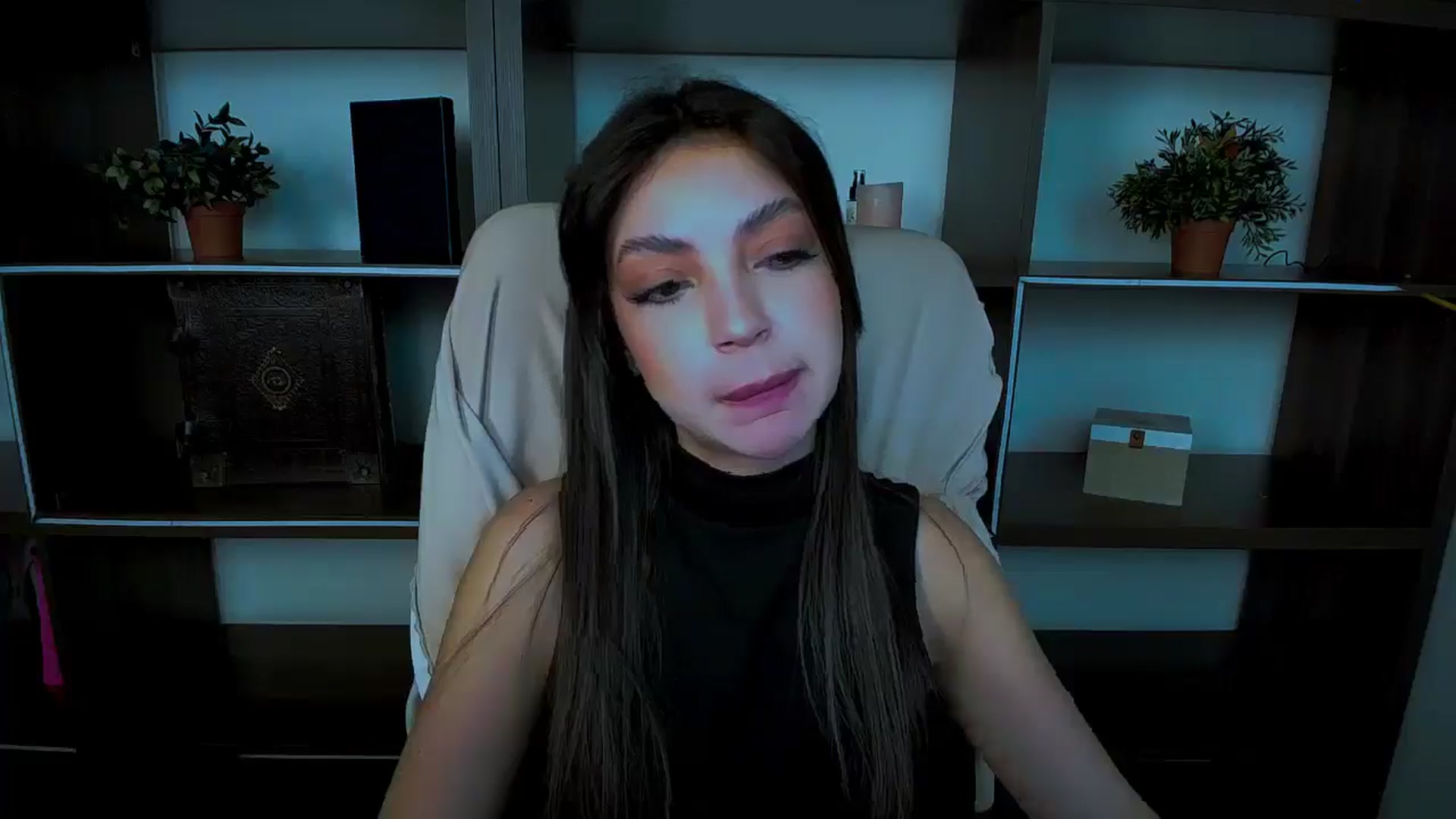 Gallery image thumbnail from Lexi_Jos's myfreecams stream on, 05/04/2025, 16:54 image 15 of 20