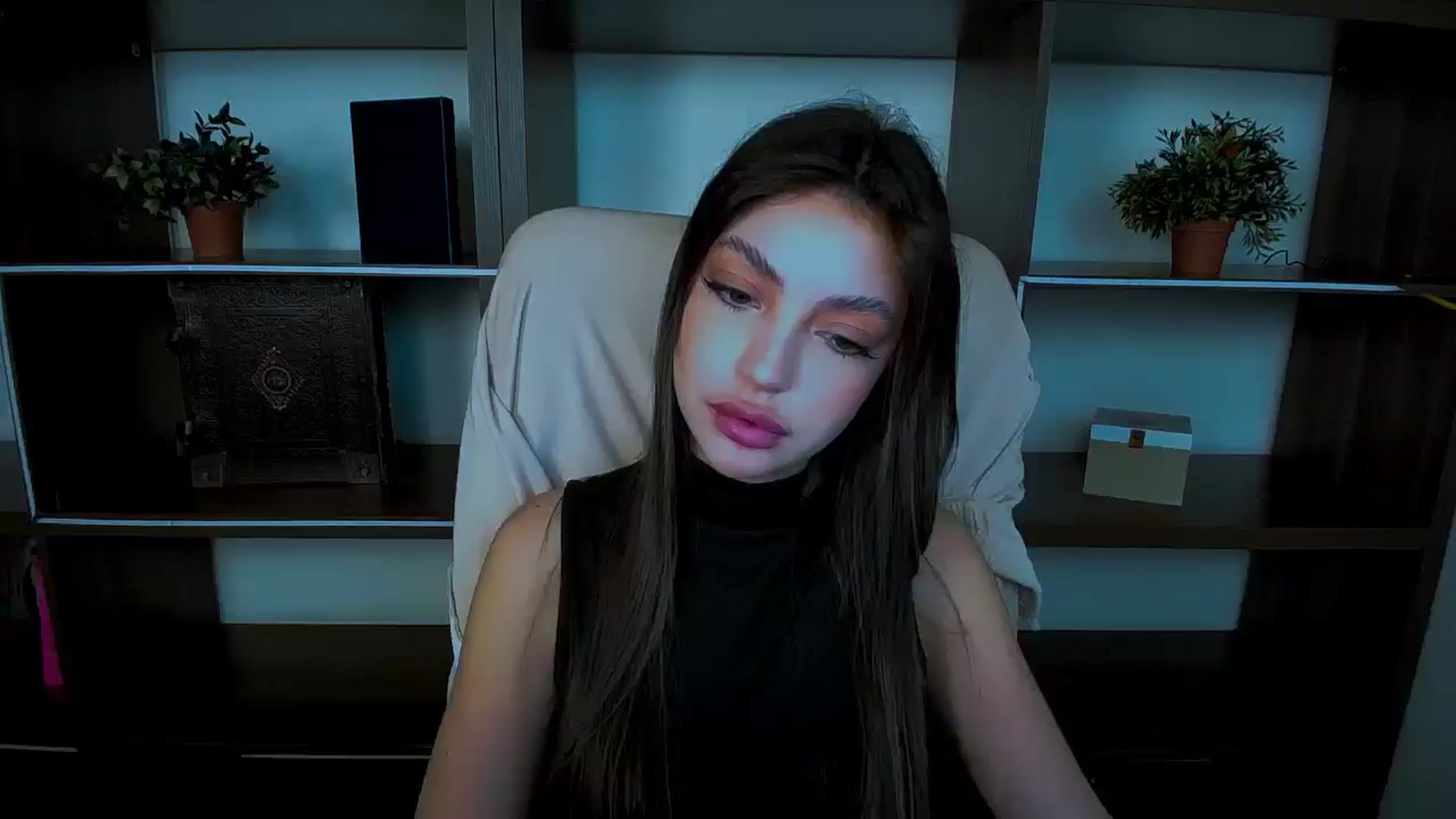 Gallery image thumbnail from Lexi_Jos's myfreecams stream on, 05/04/2025, 16:54 image 19 of 20