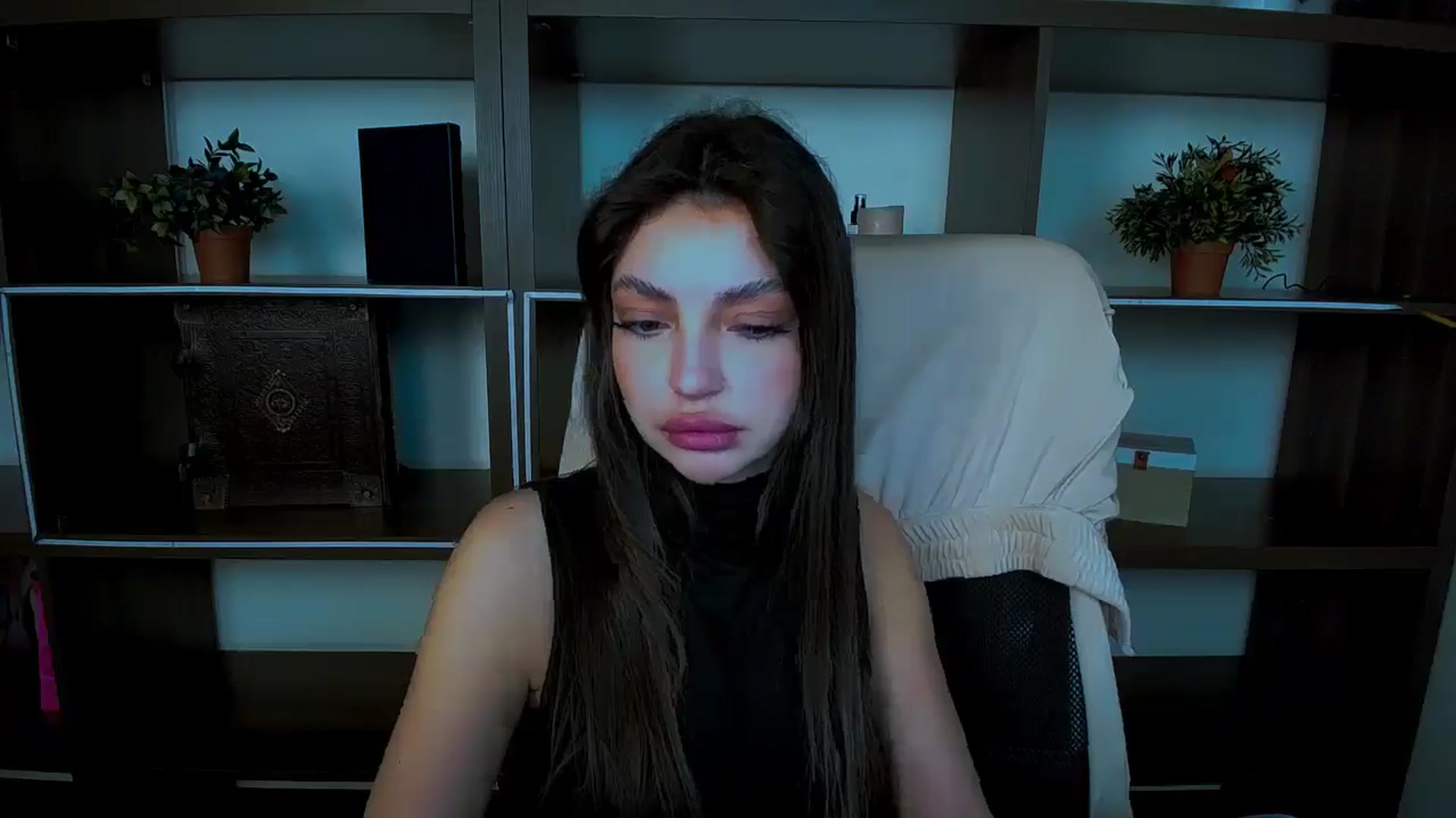 Gallery image thumbnail from Lexi_Jos's myfreecams stream on, 05/04/2025, 17:37 image 15 of 20