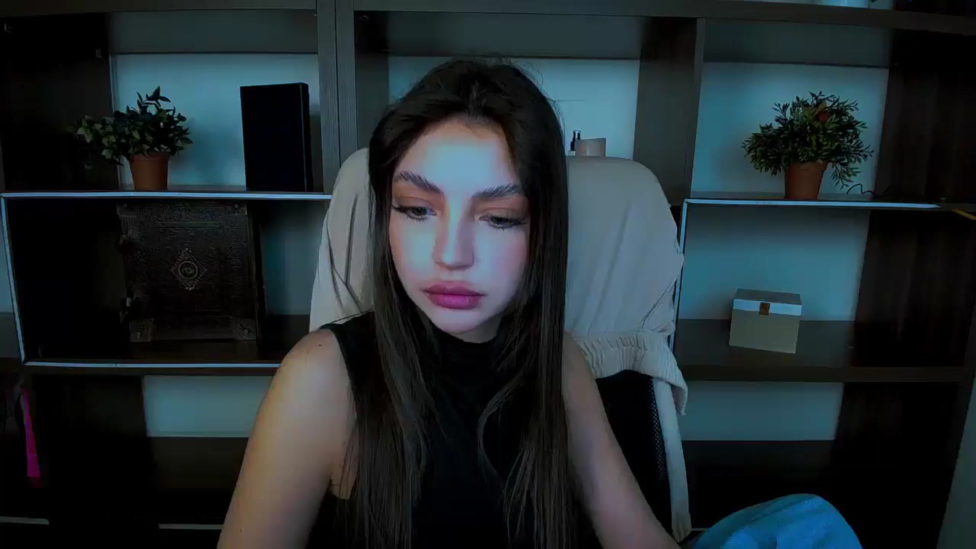 Gallery image thumbnail from Lexi_Jos's myfreecams stream on, 05/04/2025, 17:37 image 11 of 20