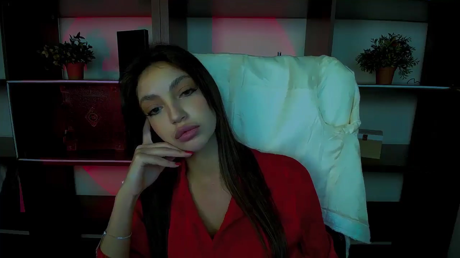 Gallery image thumbnail from Lexi_Jos's myfreecams stream on, 05/05/2025, 17:54 image 17 of 20