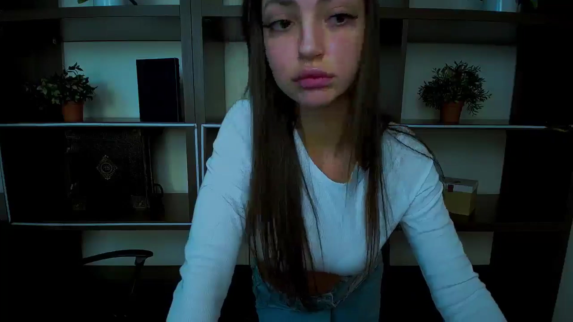Gallery image thumbnail from Lexi_Jos's myfreecams stream on, 05/06/2025, 19:03 image 18 of 20