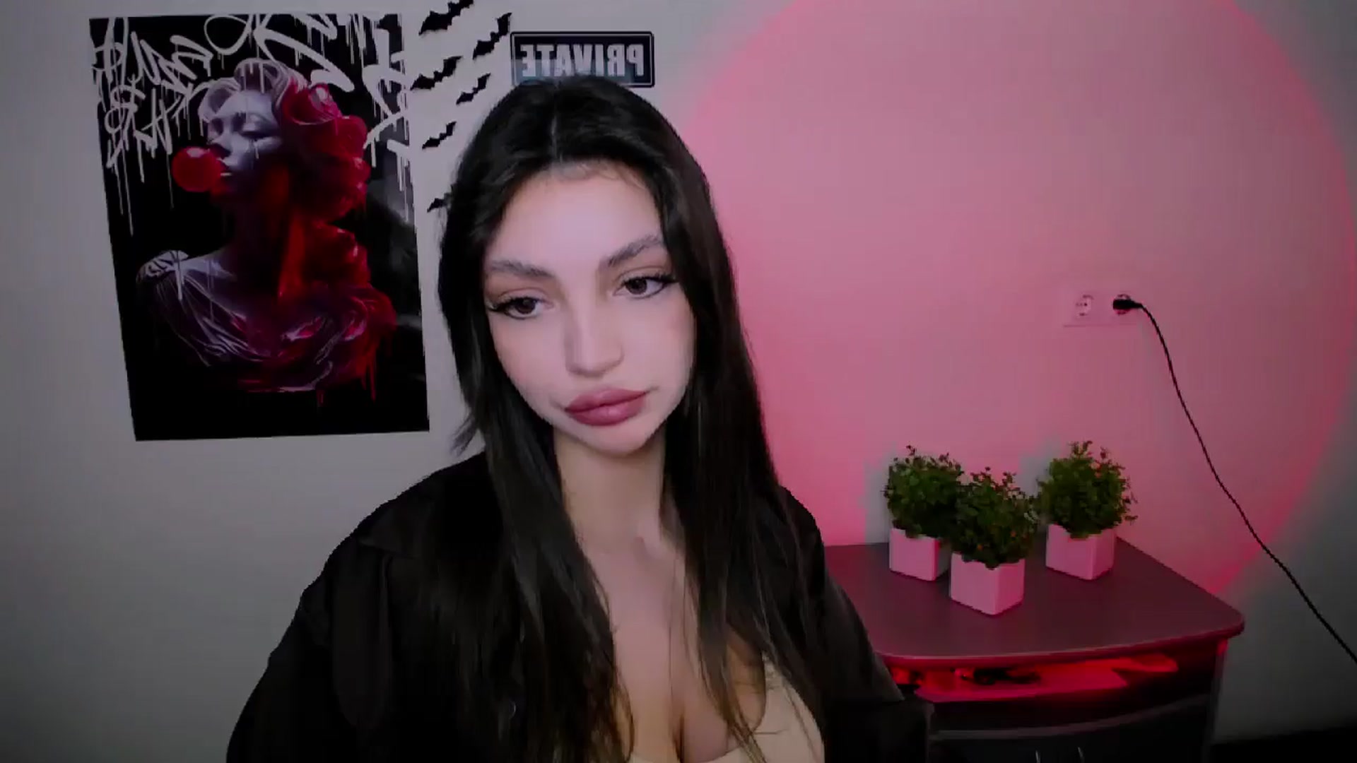 Gallery image thumbnail from Lexi_Jos's myfreecams stream on, 05/07/2025, 11:22 image 19 of 20