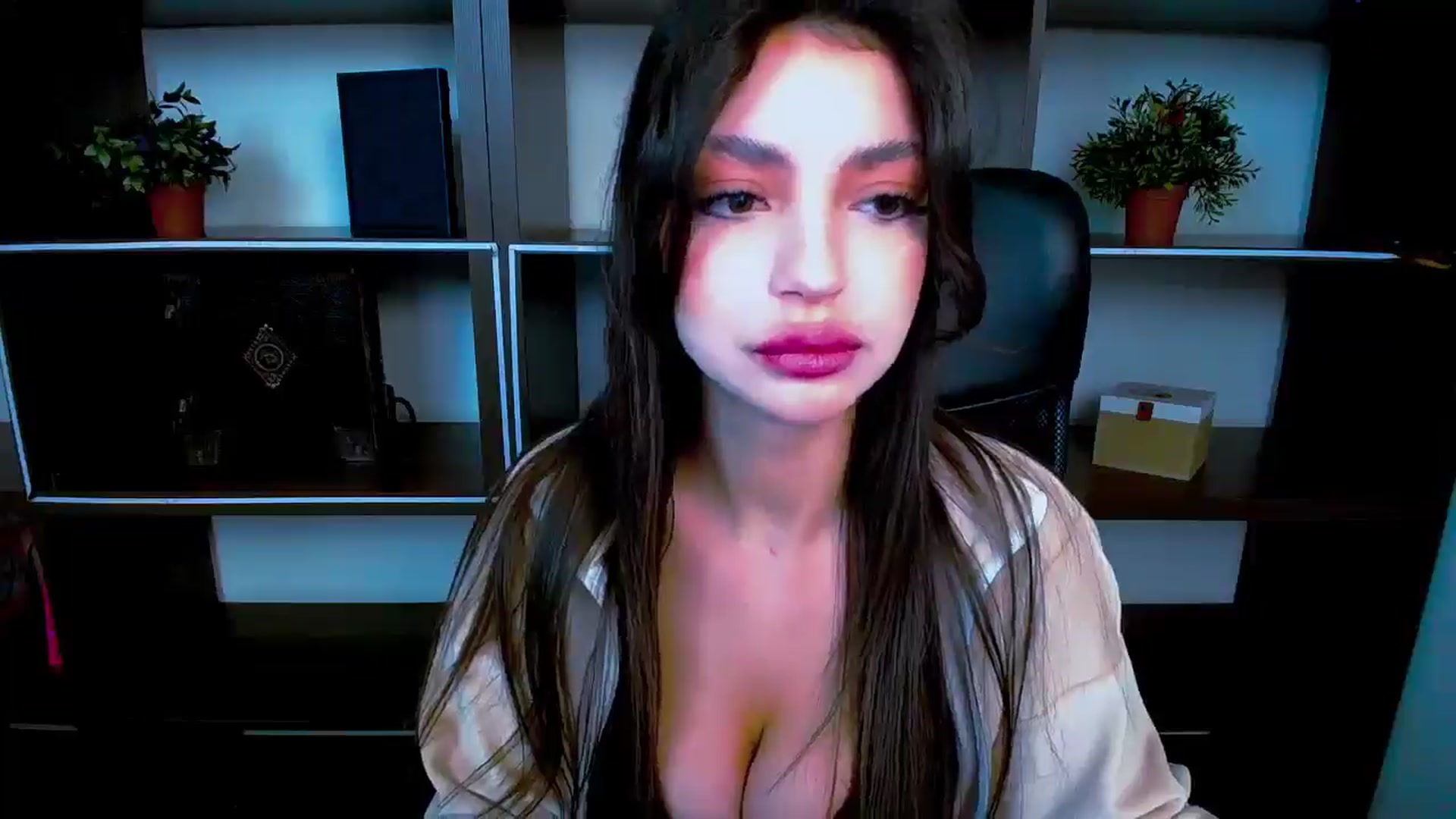 Gallery image thumbnail from Lexi_Jos's myfreecams stream on, 05/08/2025, 15:08 image 3 of 20