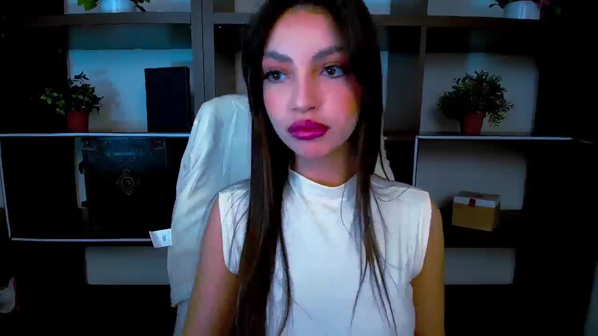 Gallery image thumbnail from Lexi_Jos's myfreecams stream on, 05/10/2025, 13:29 image 14 of 20