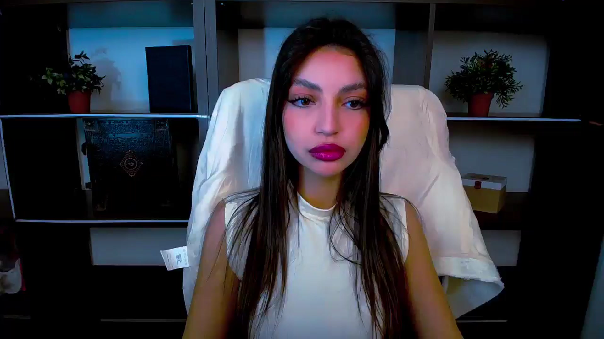 Gallery image thumbnail from Lexi_Jos's myfreecams stream on, 05/10/2025, 13:29 image 10 of 20