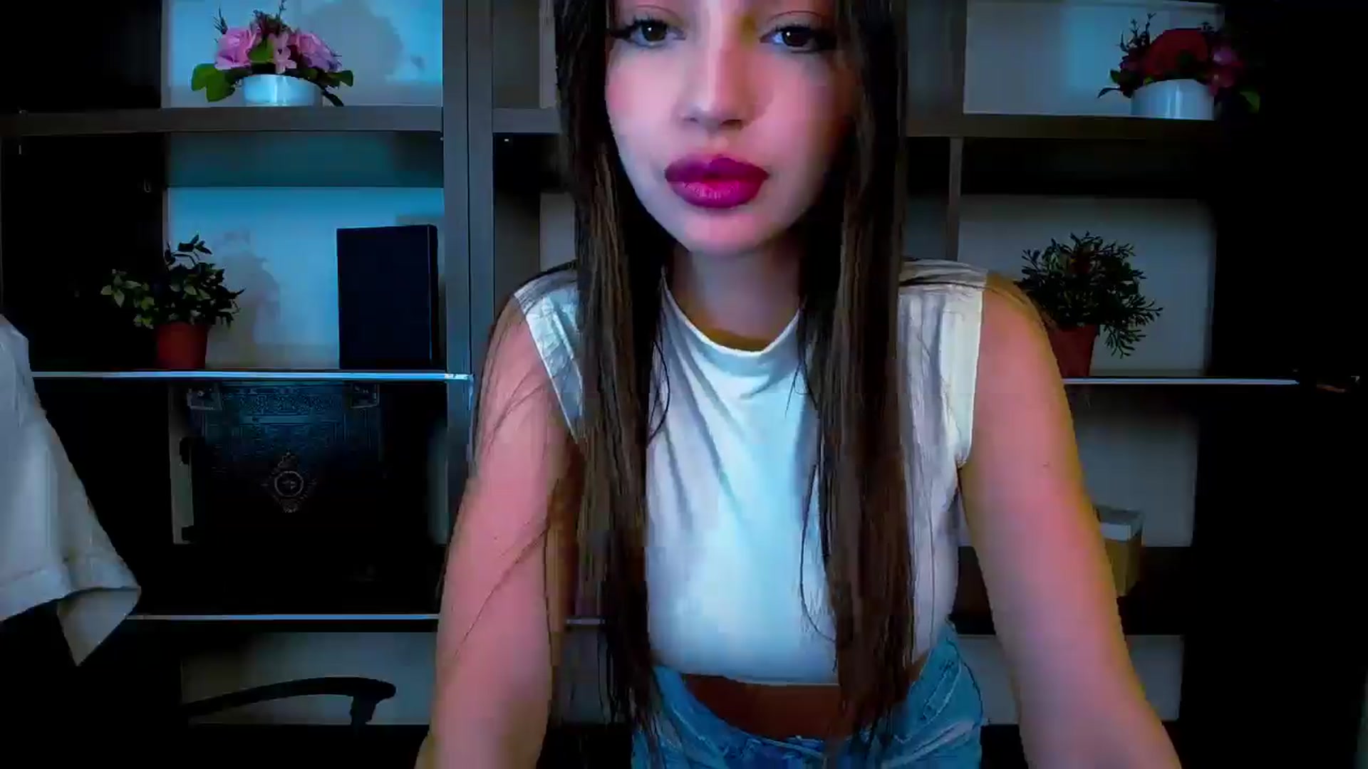 Gallery image thumbnail from Lexi_Jos's myfreecams stream on, 05/10/2025, 15:08 image 8 of 20