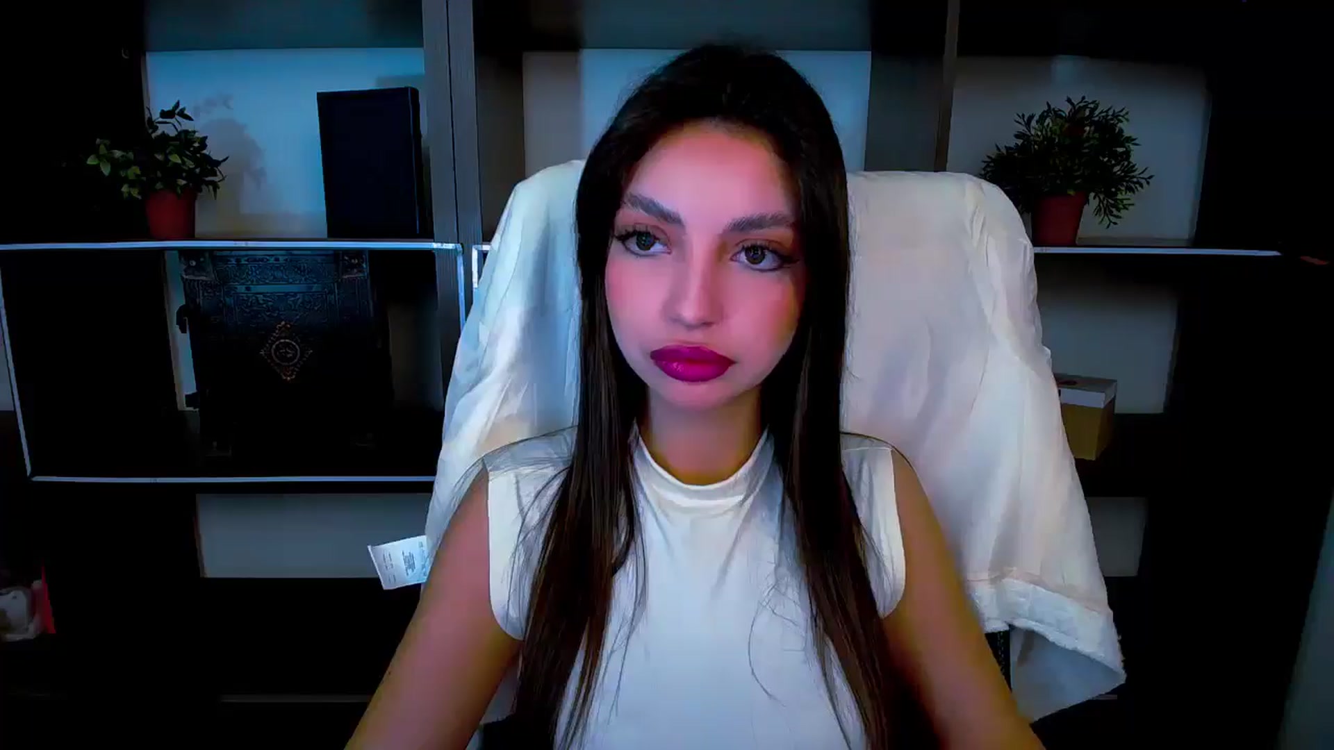 Gallery image thumbnail from Lexi_Jos's myfreecams stream on, 05/10/2025, 15:08 image 3 of 20