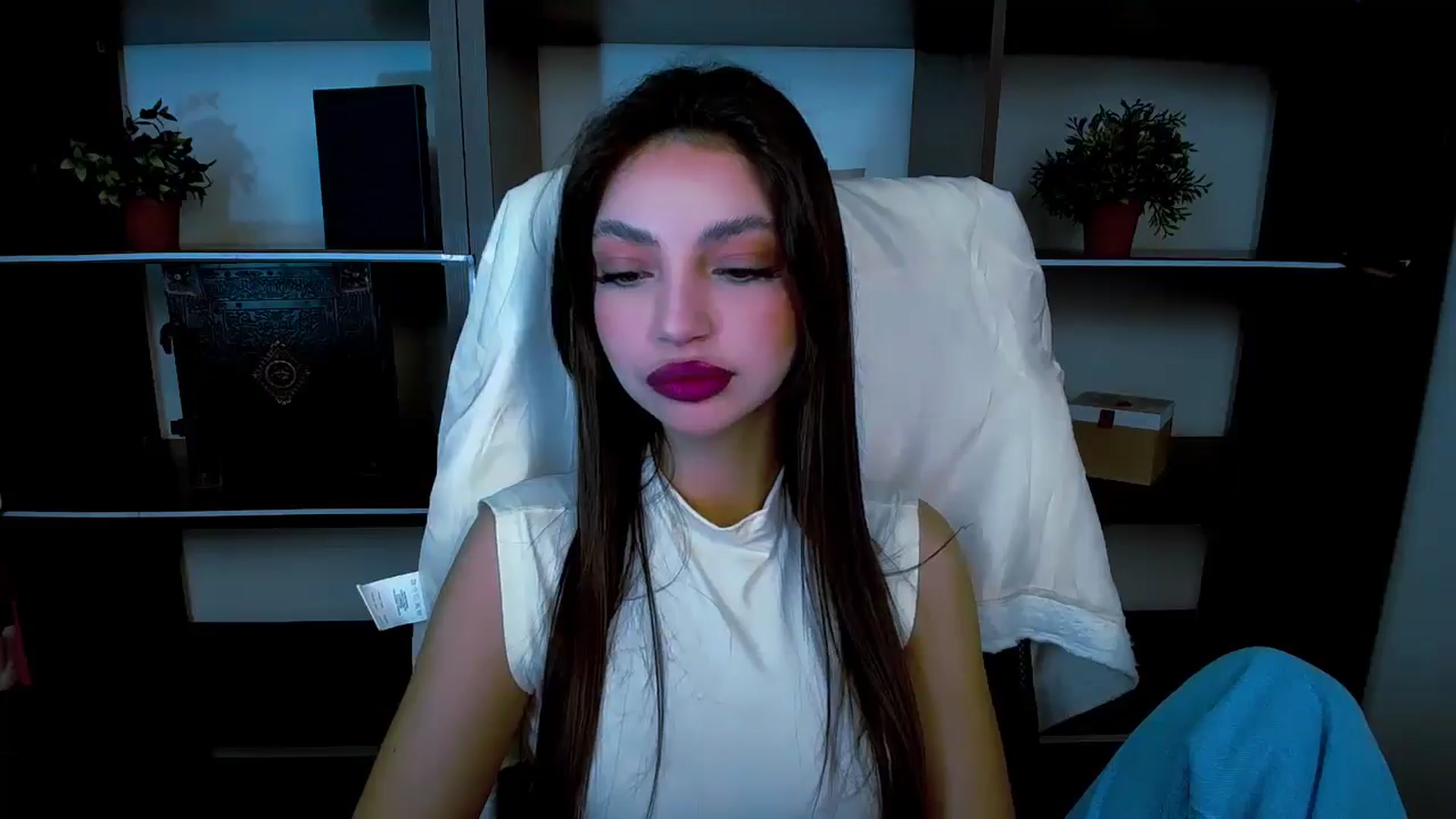 Gallery image thumbnail from Lexi_Jos's myfreecams stream on, 05/10/2025, 16:42 image 4 of 20