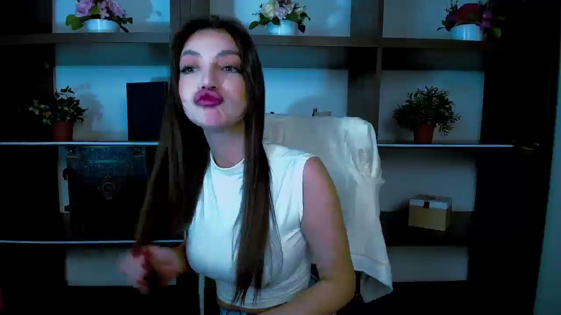 Gallery image thumbnail from Lexi_Jos's myfreecams stream on, 05/10/2025, 16:42 image 17 of 20