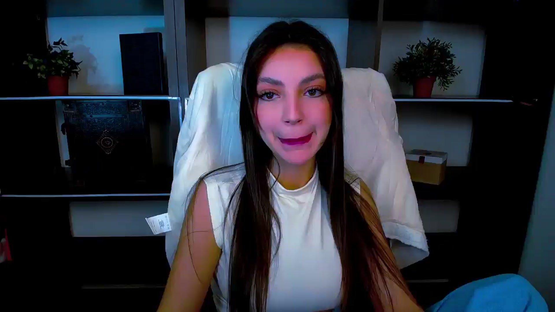 Gallery image thumbnail from Lexi_Jos's myfreecams stream on, 05/10/2025, 16:42 image 1 of 20