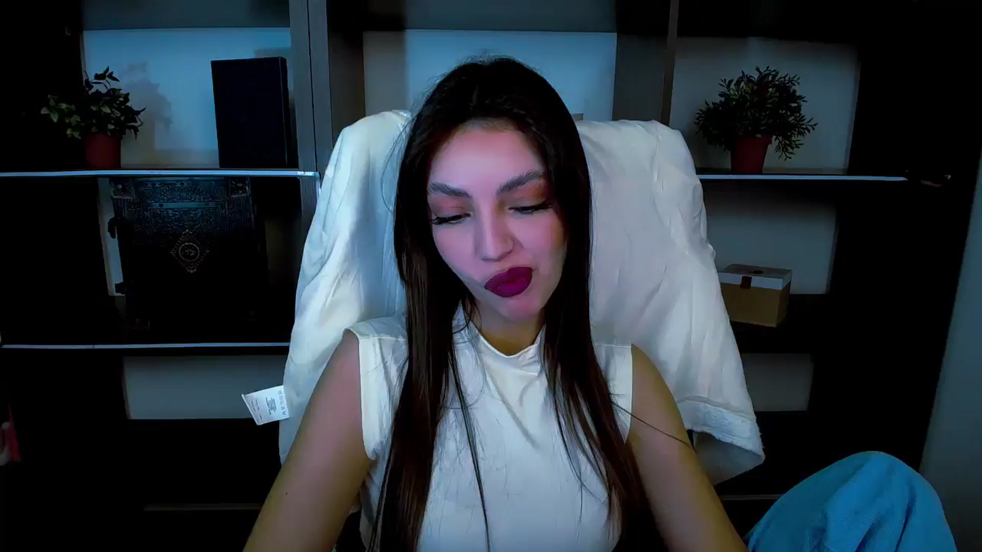 Gallery image thumbnail from Lexi_Jos's myfreecams stream on, 05/10/2025, 16:42 image 5 of 20