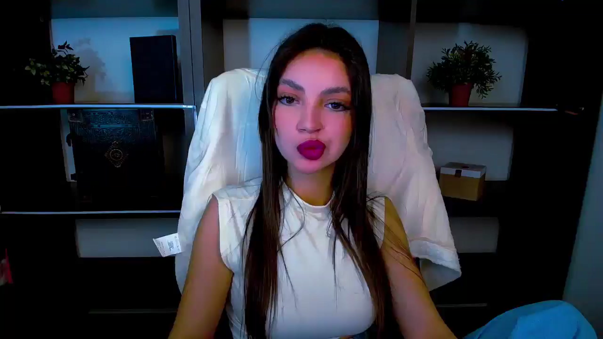 Gallery image thumbnail from Lexi_Jos's myfreecams stream on, 05/10/2025, 16:42 image 2 of 20