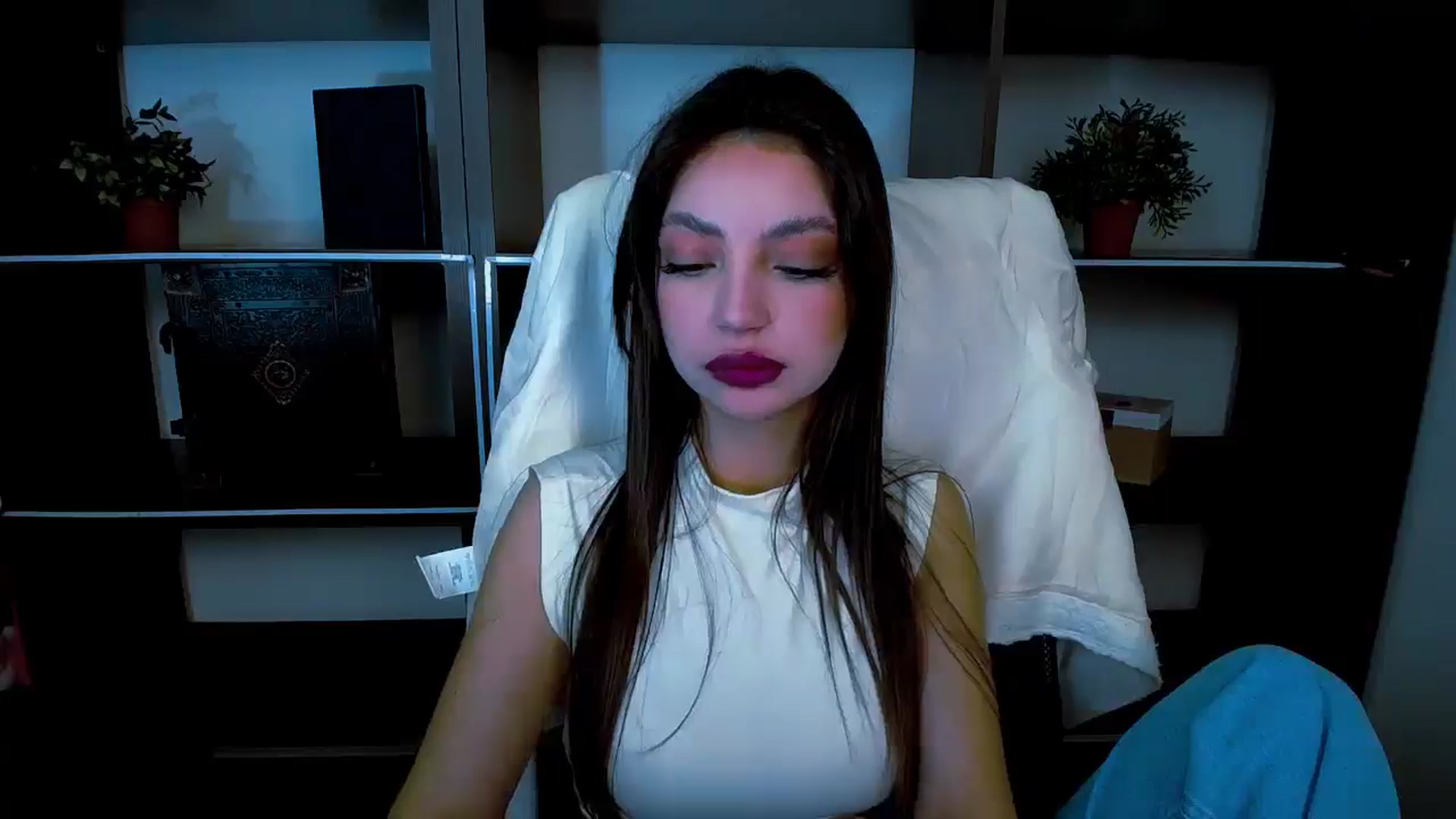 Gallery image thumbnail from Lexi_Jos's myfreecams stream on, 05/10/2025, 16:42 image 3 of 20