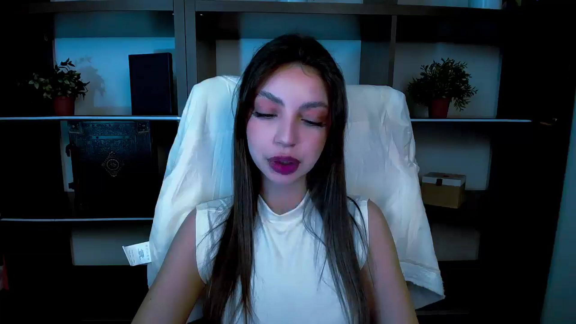 Gallery image thumbnail from Lexi_Jos's myfreecams stream on, 05/10/2025, 17:23 image 13 of 20