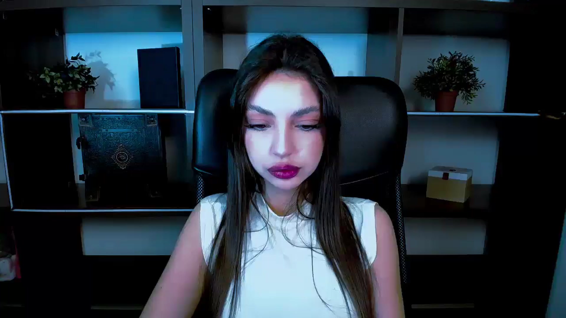 Gallery image thumbnail from Lexi_Jos's myfreecams stream on, 05/10/2025, 18:18 image 9 of 20