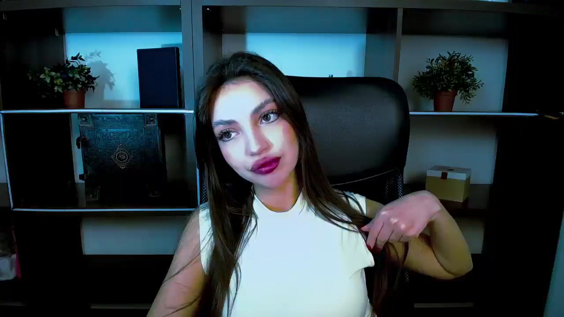 Gallery image thumbnail from Lexi_Jos's myfreecams stream on, 05/10/2025, 18:18 image 15 of 20