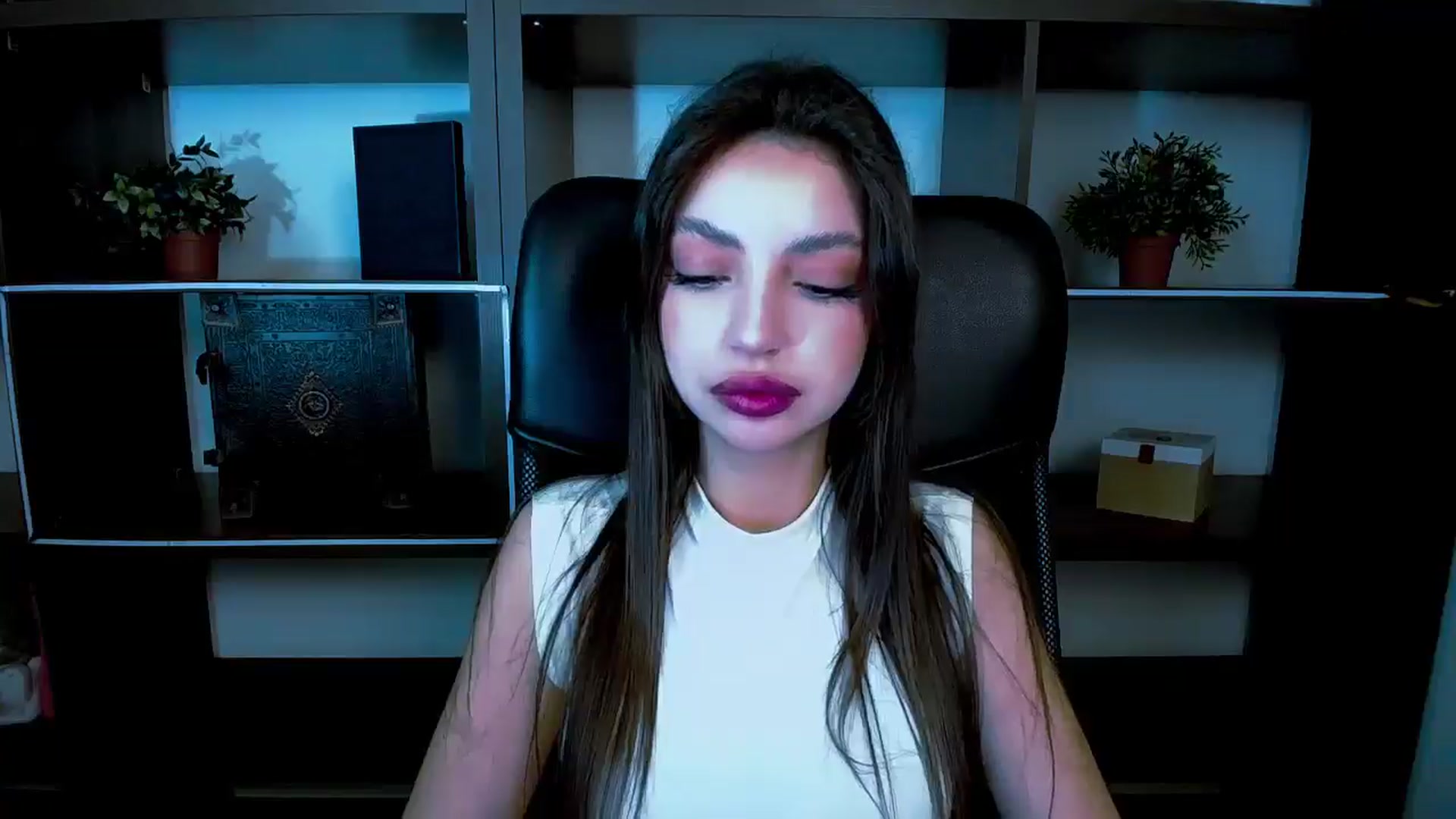 Gallery image thumbnail from Lexi_Jos's myfreecams stream on, 05/10/2025, 18:18 image 2 of 20