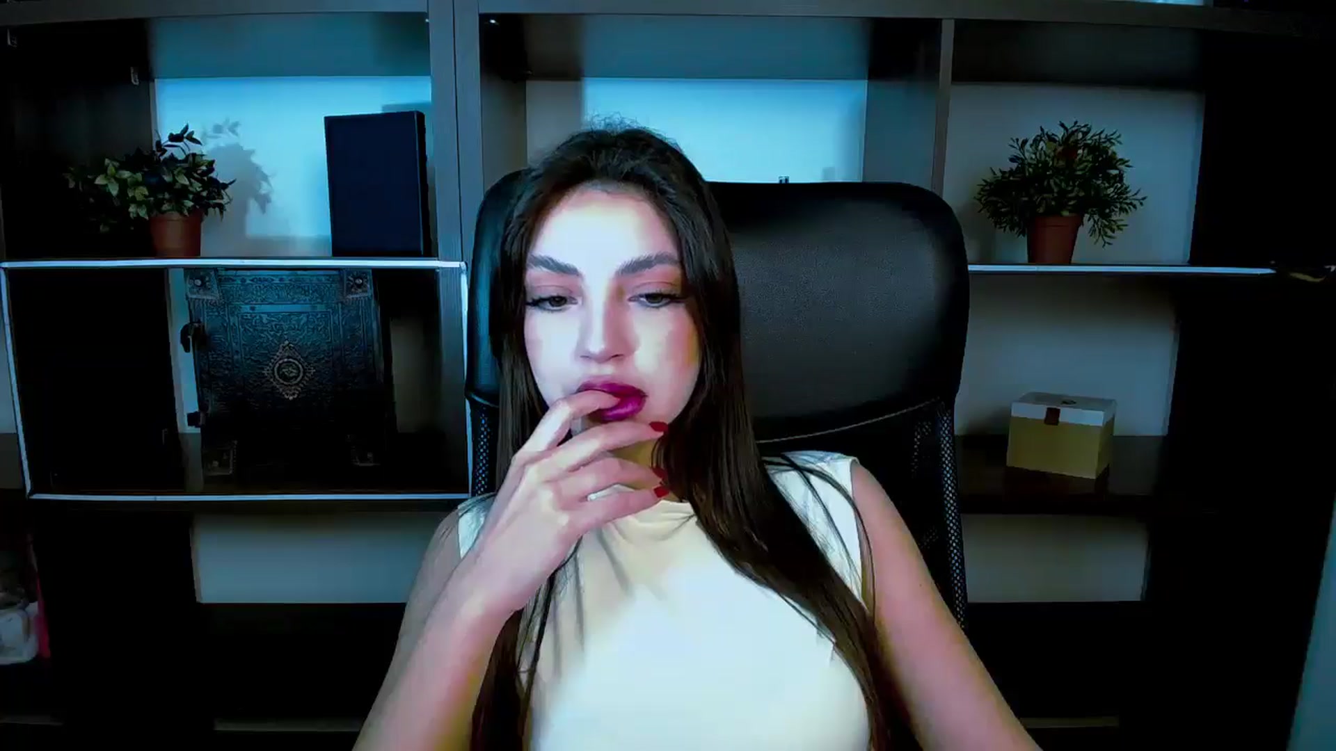 Gallery image thumbnail from Lexi_Jos's myfreecams stream on, 05/10/2025, 18:18 image 16 of 20