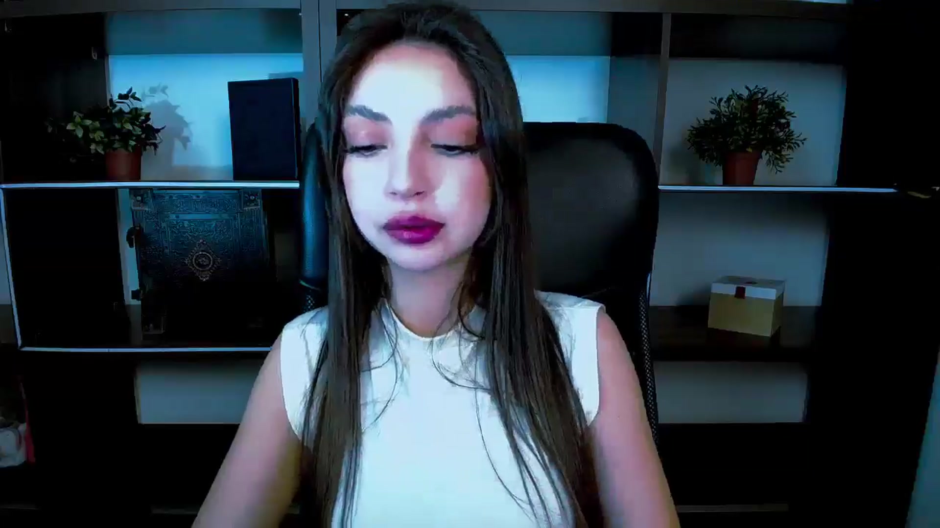 Gallery image thumbnail from Lexi_Jos's myfreecams stream on, 05/10/2025, 18:18 image 8 of 20