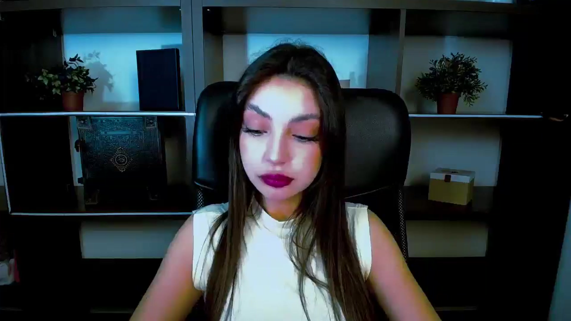 Gallery image thumbnail from Lexi_Jos's myfreecams stream on, 05/10/2025, 19:16 image 5 of 20