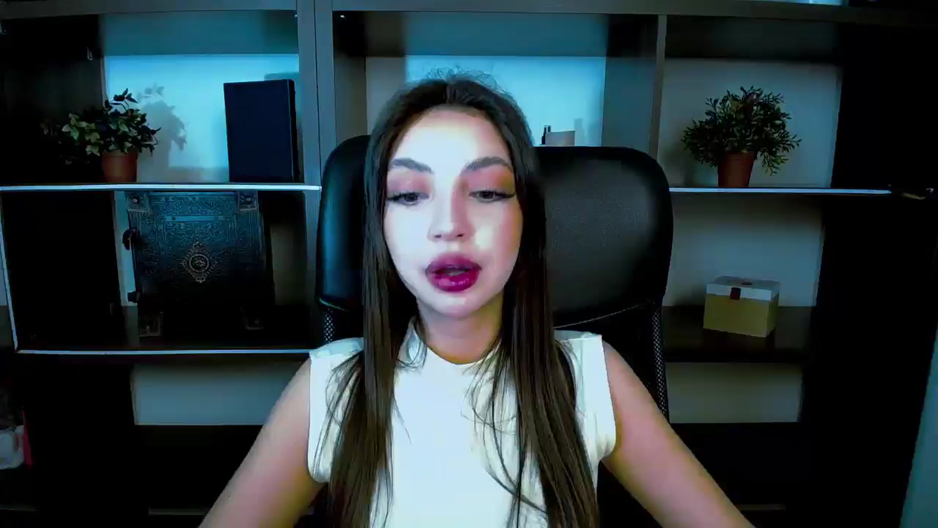 Gallery image thumbnail from Lexi_Jos's myfreecams stream on, 05/10/2025, 19:16 image 6 of 20