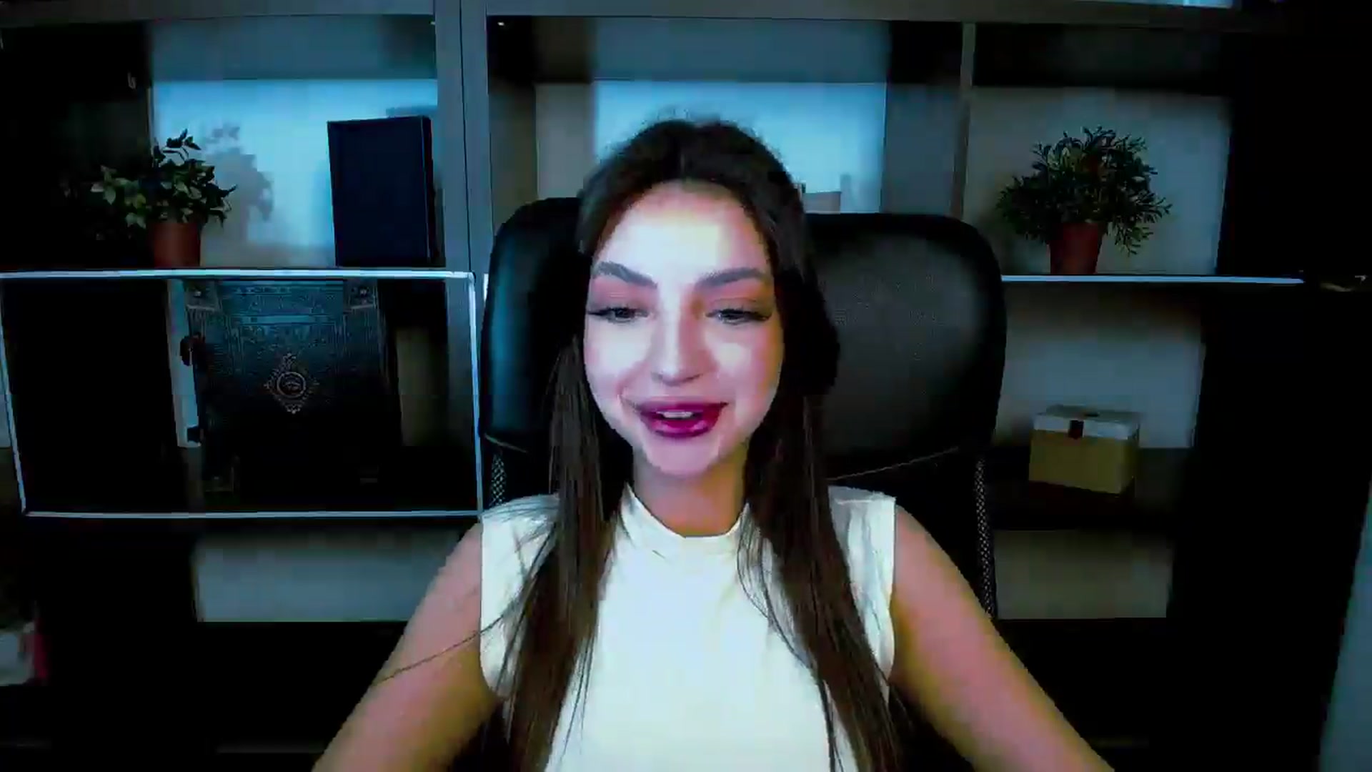 Gallery image thumbnail from Lexi_Jos's myfreecams stream on, 05/10/2025, 19:16 image 12 of 20