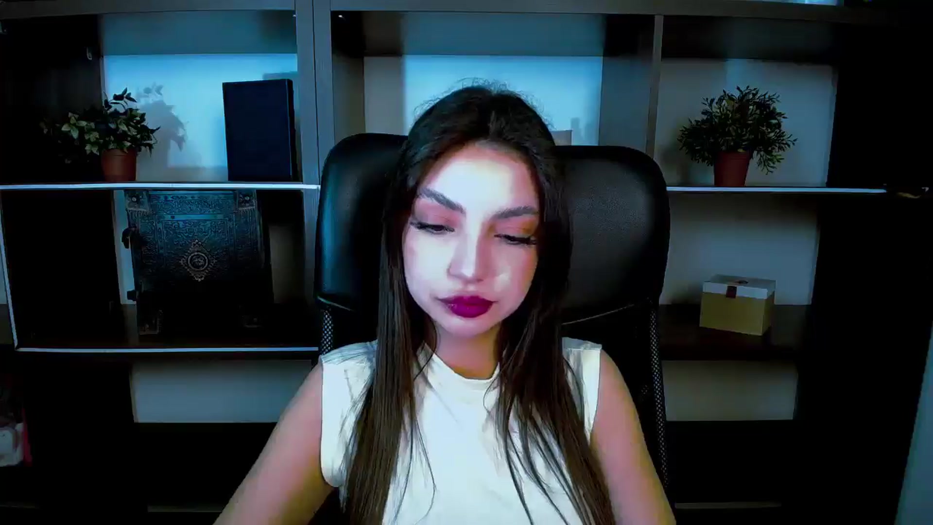 Gallery image thumbnail from Lexi_Jos's myfreecams stream on, 05/10/2025, 19:16 image 17 of 20