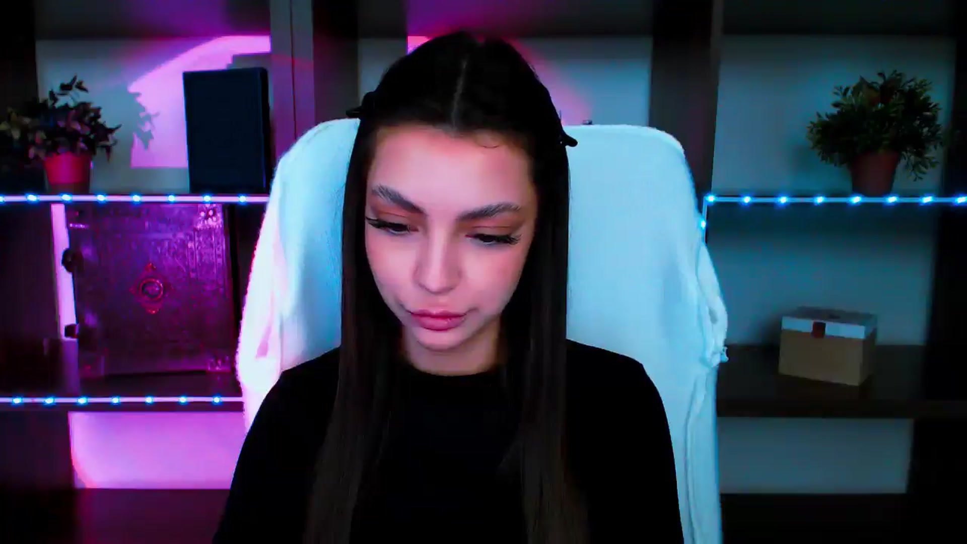 Gallery image thumbnail from Lexi_Jos's myfreecams stream on, 05/12/2025, 13:50 image 16 of 20