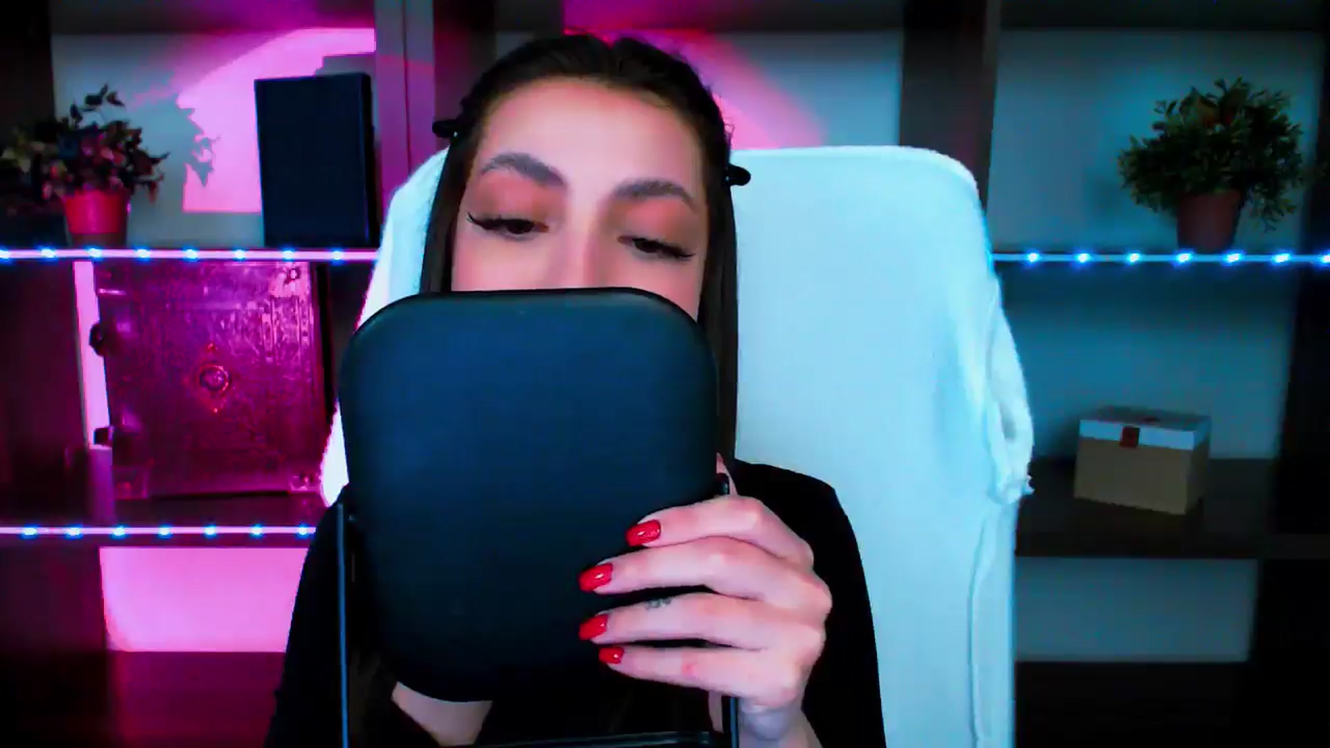 Gallery image thumbnail from Lexi_Jos's myfreecams stream on, 05/12/2025, 16:26 image 7 of 20