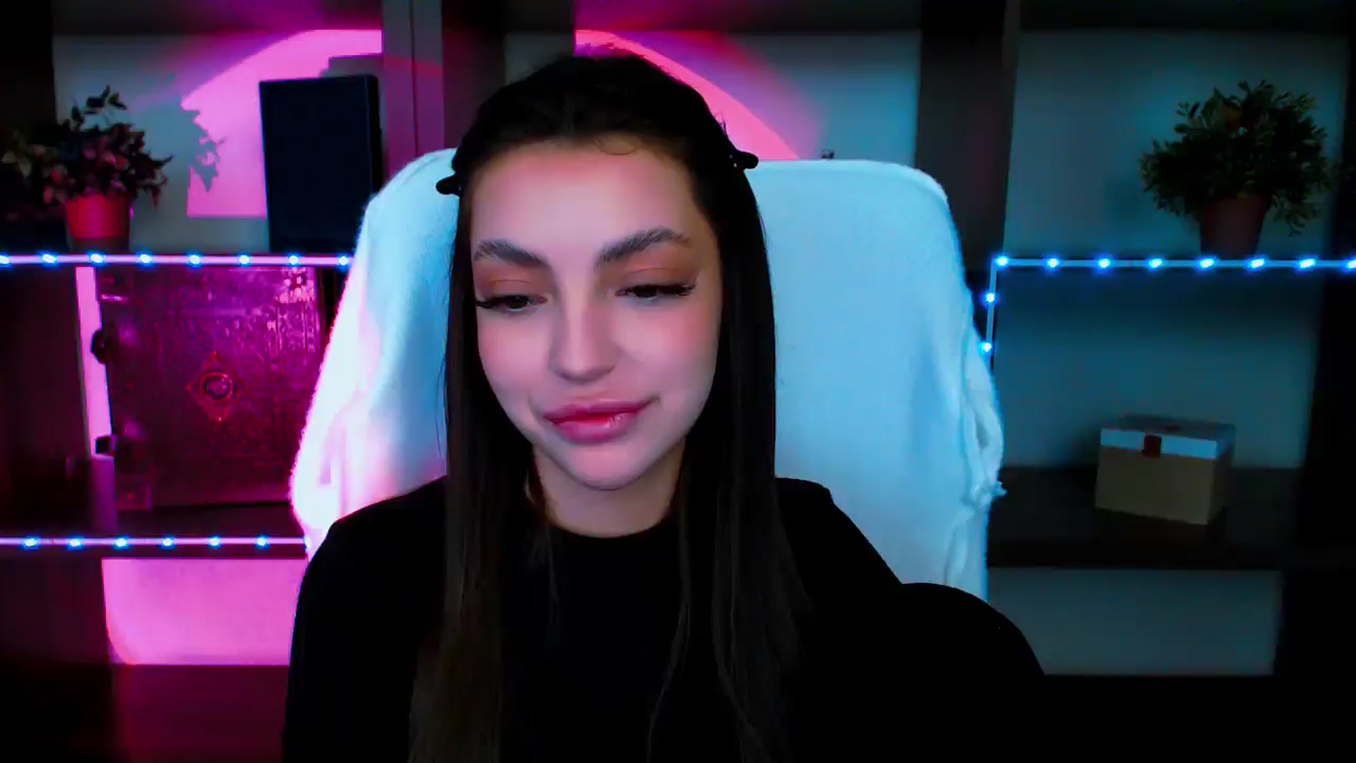 Gallery image thumbnail from Lexi_Jos's myfreecams stream on, 05/12/2025, 16:26 image 9 of 20