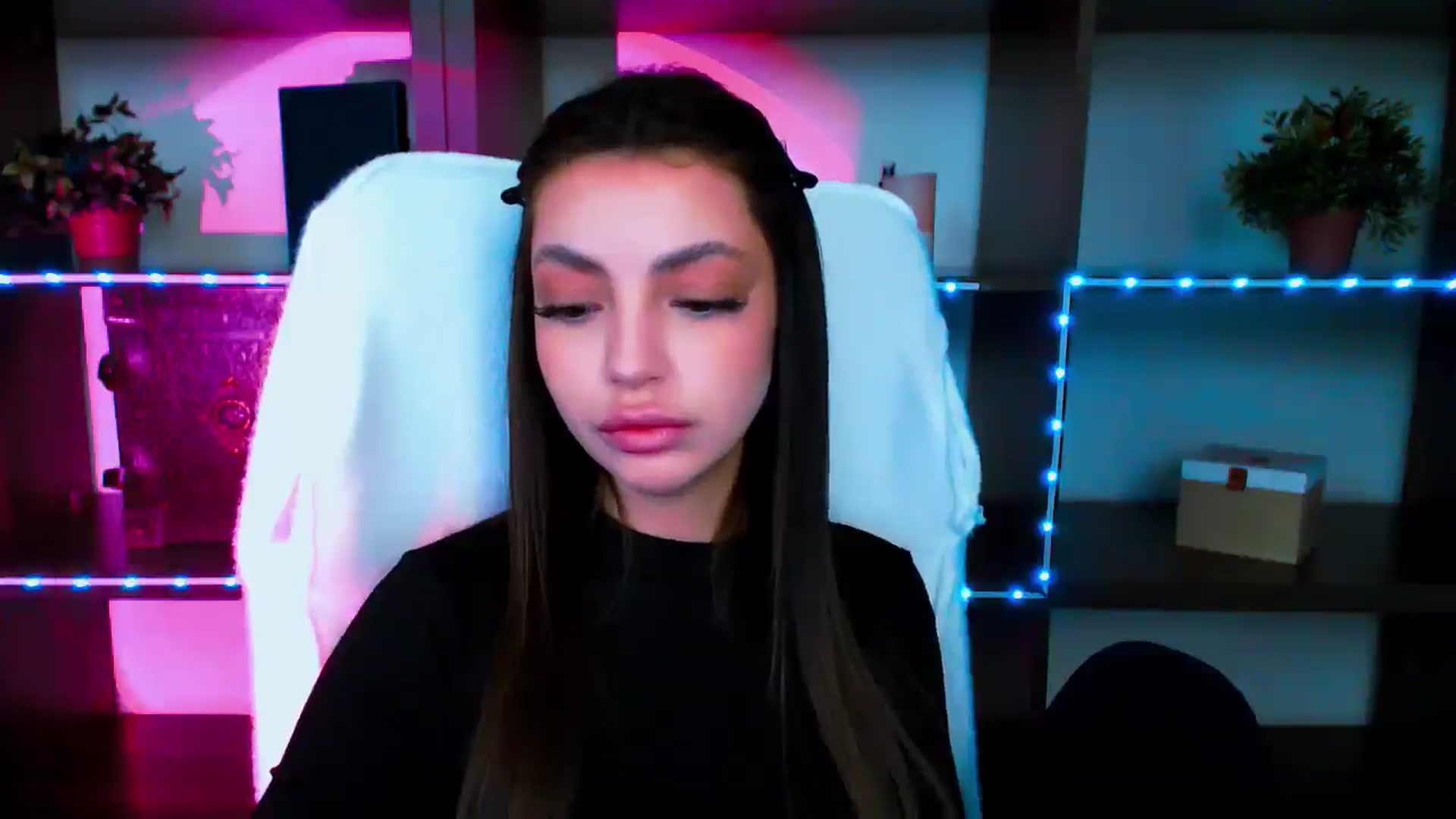 Gallery image thumbnail from Lexi_Jos's myfreecams stream on, 05/12/2025, 16:26 image 8 of 20