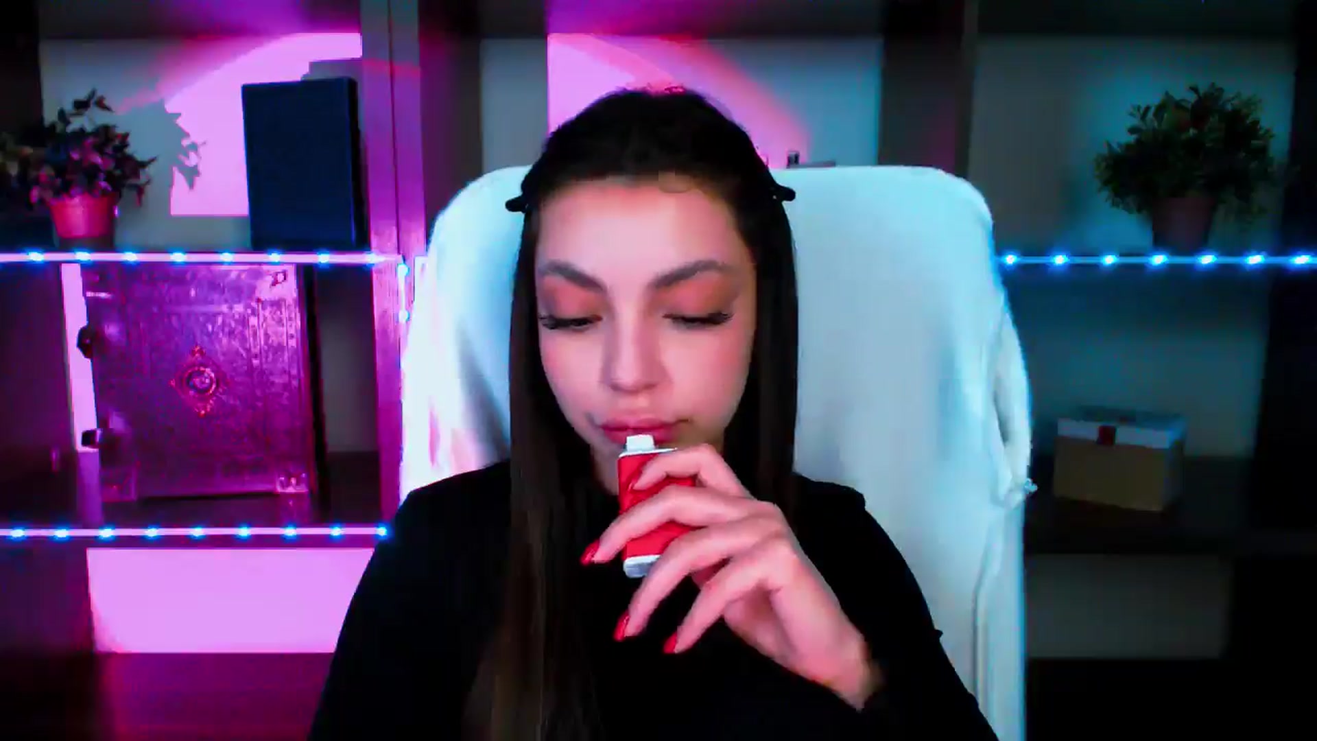 Gallery image thumbnail from Lexi_Jos's myfreecams stream on, 05/12/2025, 18:48 image 14 of 20