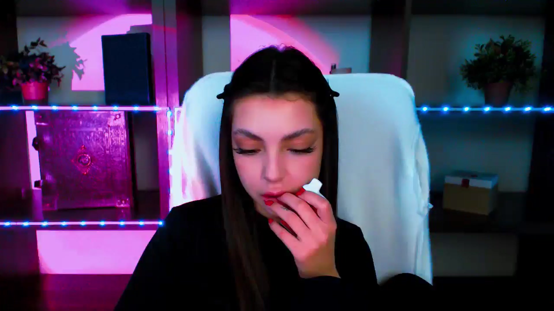 Gallery image thumbnail from Lexi_Jos's myfreecams stream on, 05/12/2025, 18:48 image 20 of 20