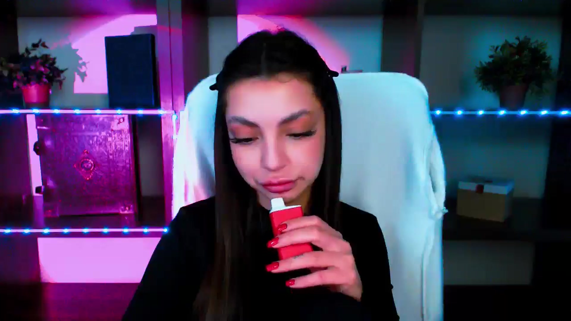 Gallery image thumbnail from Lexi_Jos's myfreecams stream on, 05/12/2025, 18:48 image 12 of 20